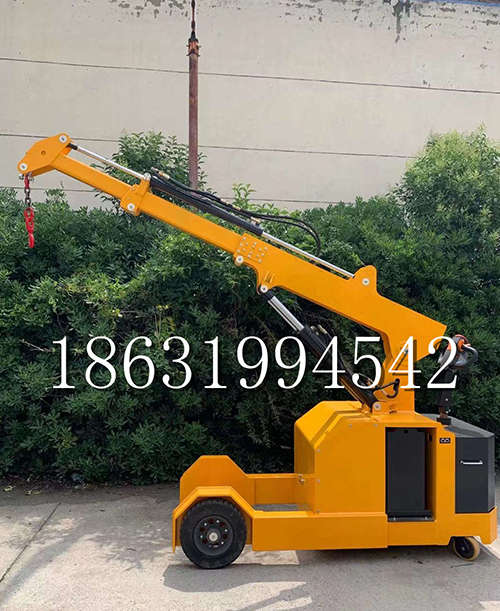 盐埔乡随车吊机微型提升机绞盘仓库小型仓库小型移动随车吊机出租